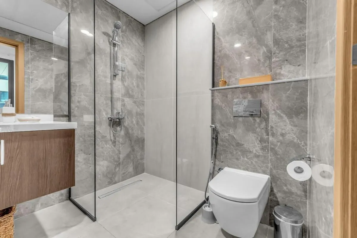 Waves - Rustic Chic 1 Bedroom Retreat In Vibrant Jvc Dubai Apartment